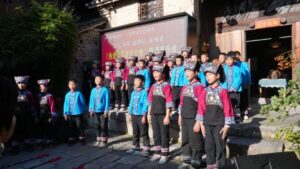 《热爱脚下这片土地》朗诵音乐会在叶辛好花红书院举行